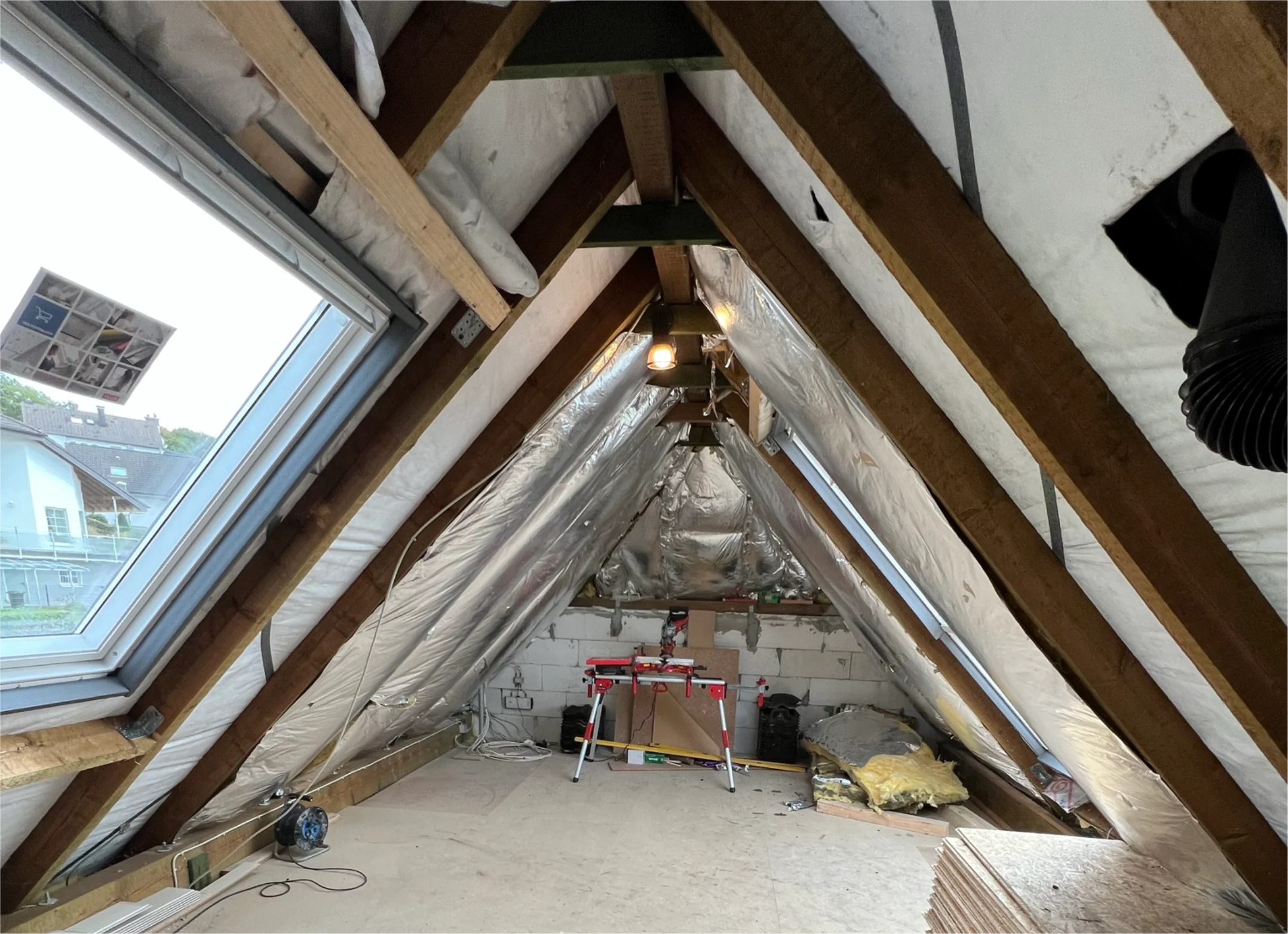 3-dachfenster-hesterberg-kaesper_dach-wand-breckerfeld